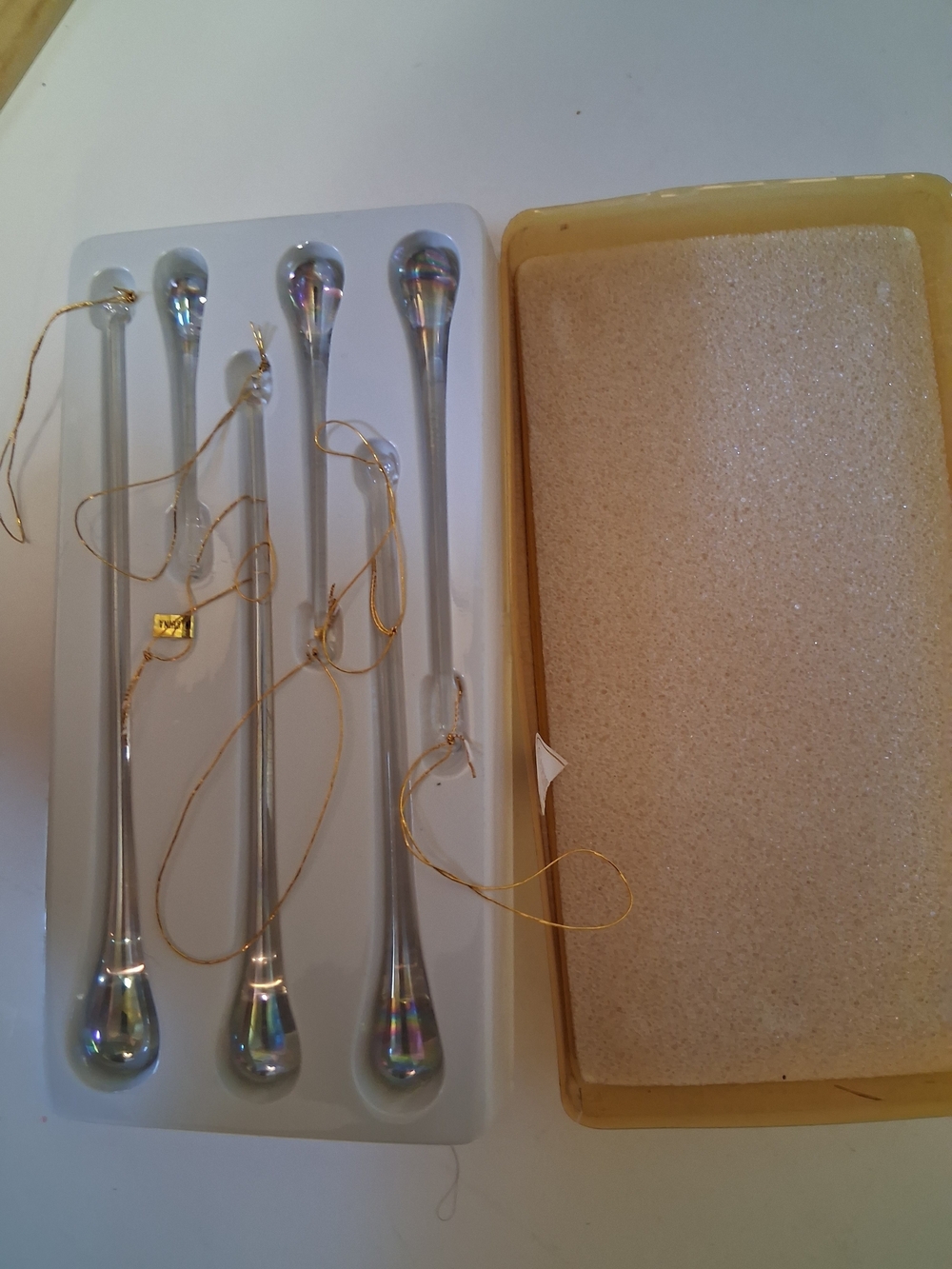 Lot of 6 House of Lloyd XMAS Tree Iridescent Icicles Ornaments Glass w/Box